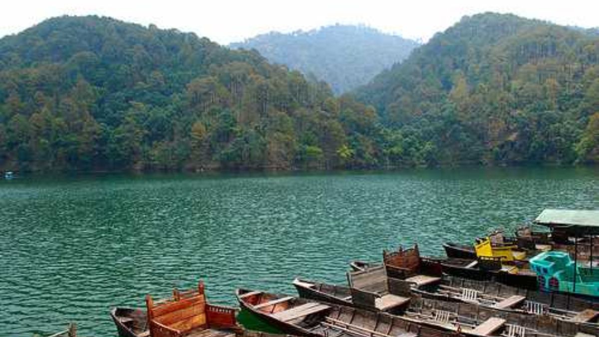 How to reach Nainital from Delhi easily?