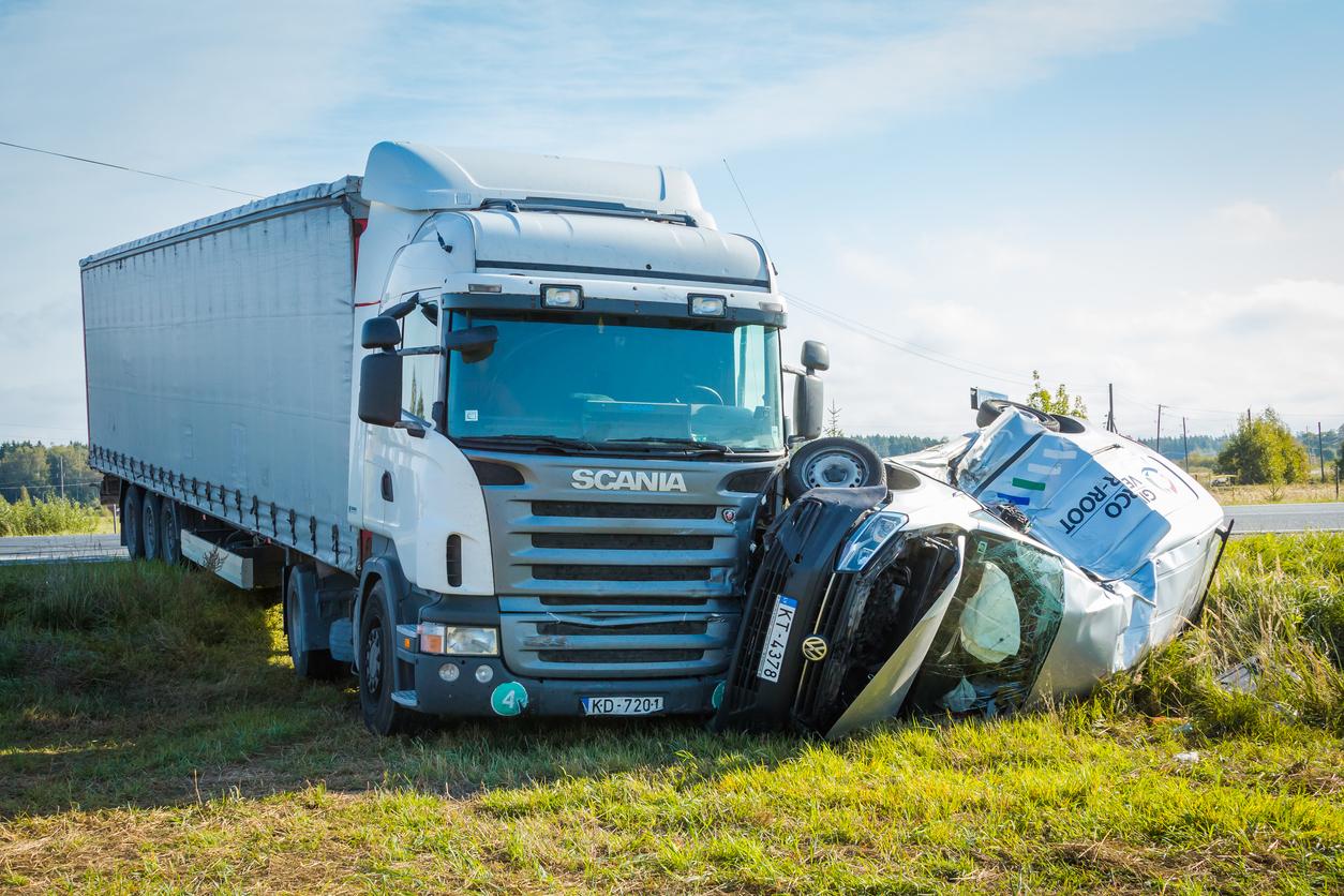 What Are the Best Lawyers For Truck Accident Victims In Chicago?