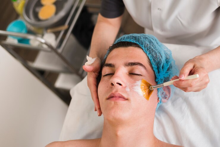 Smooth and Brighten: Dermamelan Peel in Dubai