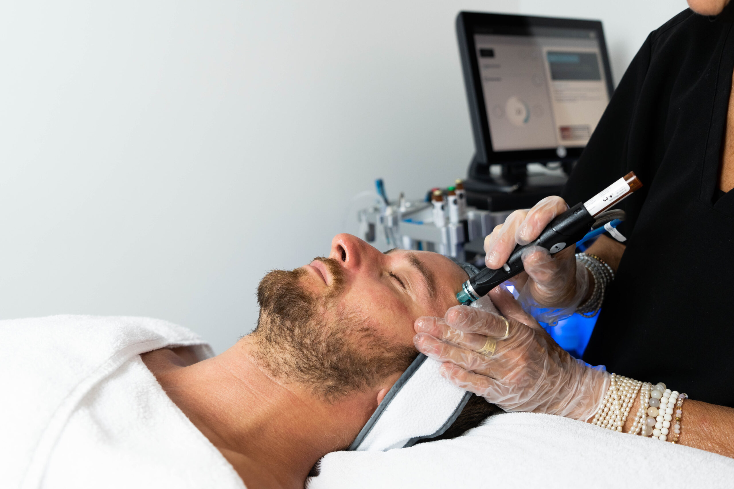 Hydrafacial for Men: The Ultimate Skin Detox