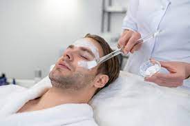 Enhance Your Look with Hydrafacial for Men in Dubai