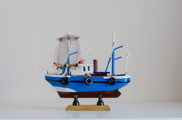 Improve Your Space With Model Ships, Propellers, and Boats: A Decoration Overview